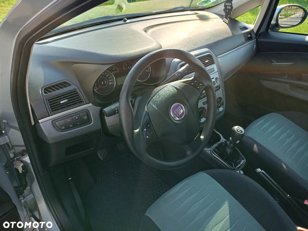 Fiat Grande Punto 1.4 8V - 16