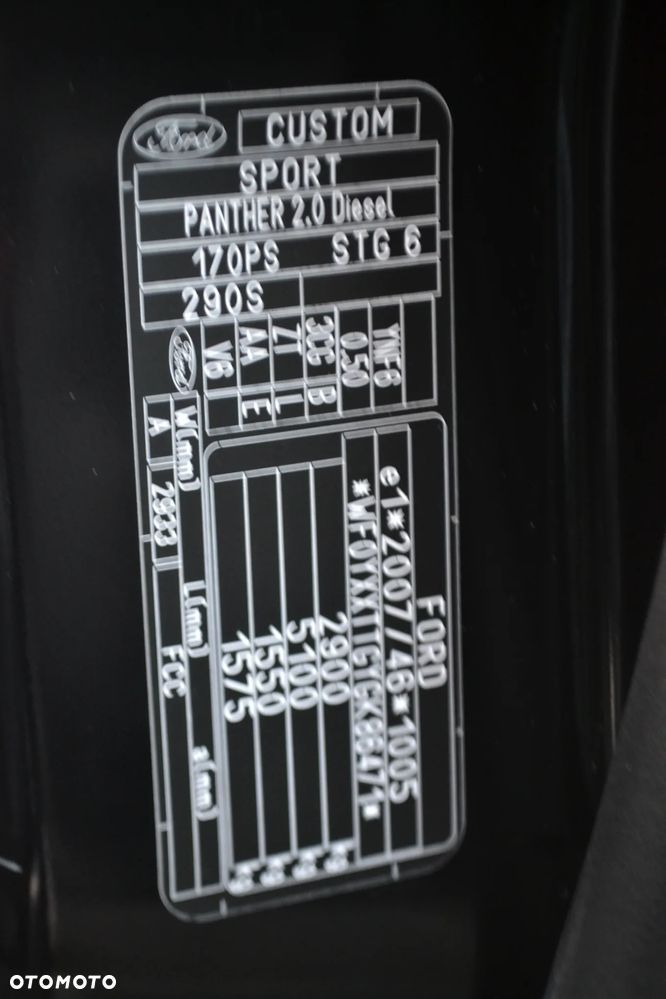 Ford TRANSIT CUSTOM SPORT - 28