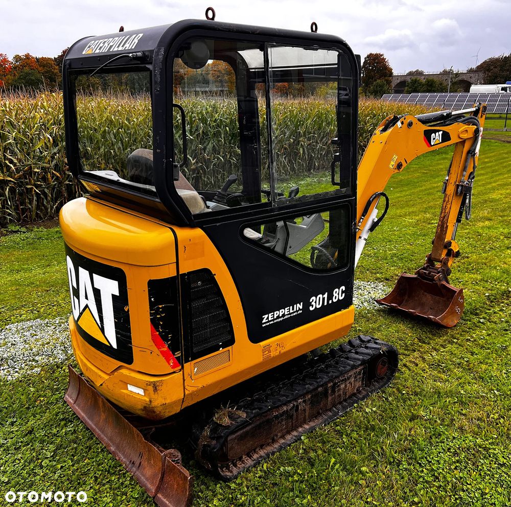 Caterpillar 301.8 C - 3