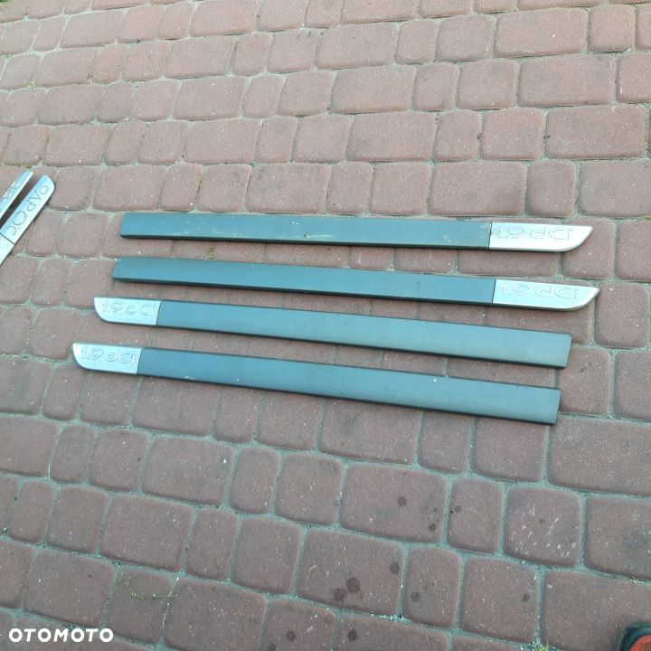 SCENIC II listwa drzwi PRZÓD - 1