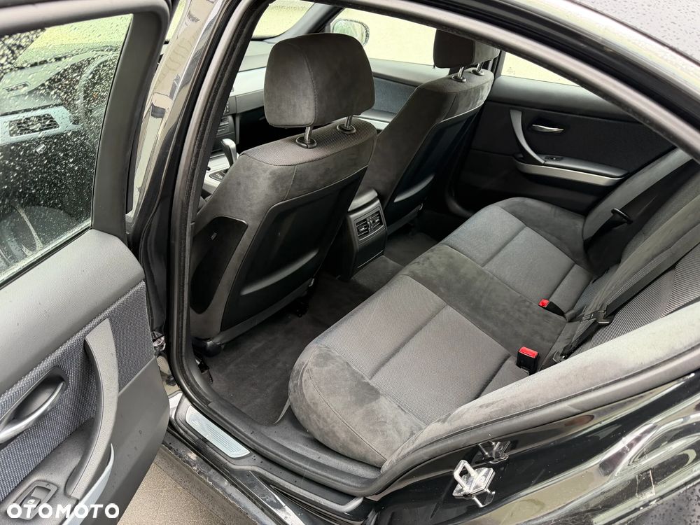 BMW Seria 3 - 18