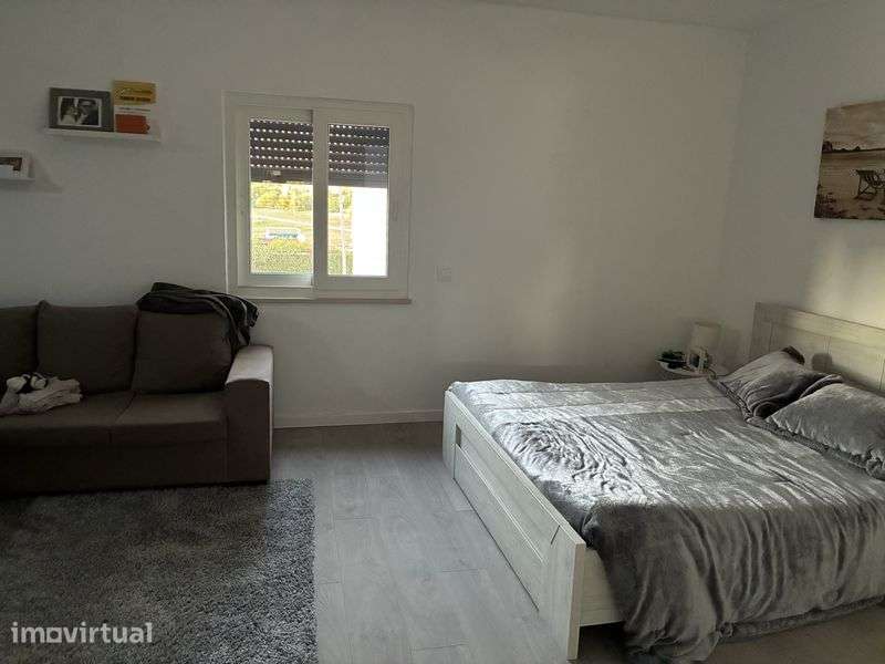 Excelente Moradia T4 com piscina privada - Grande imagem: 5/12