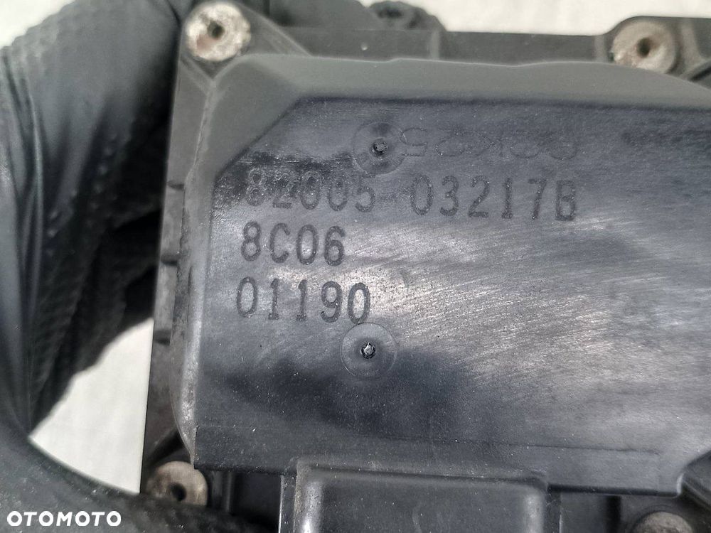 PRZEPUSTNICA RENAULT TWINGO II 8200503217B 1.2 - 6
