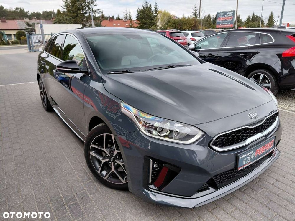 Kia ProCeed - 4