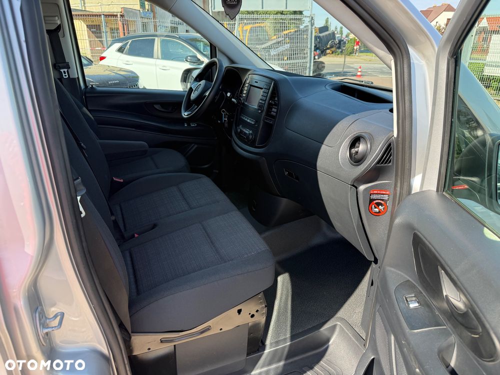 Mercedes-Benz VITO - 12