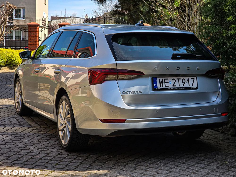 Skoda Octavia 2.0 TDI 4x4 Style DSG - 5