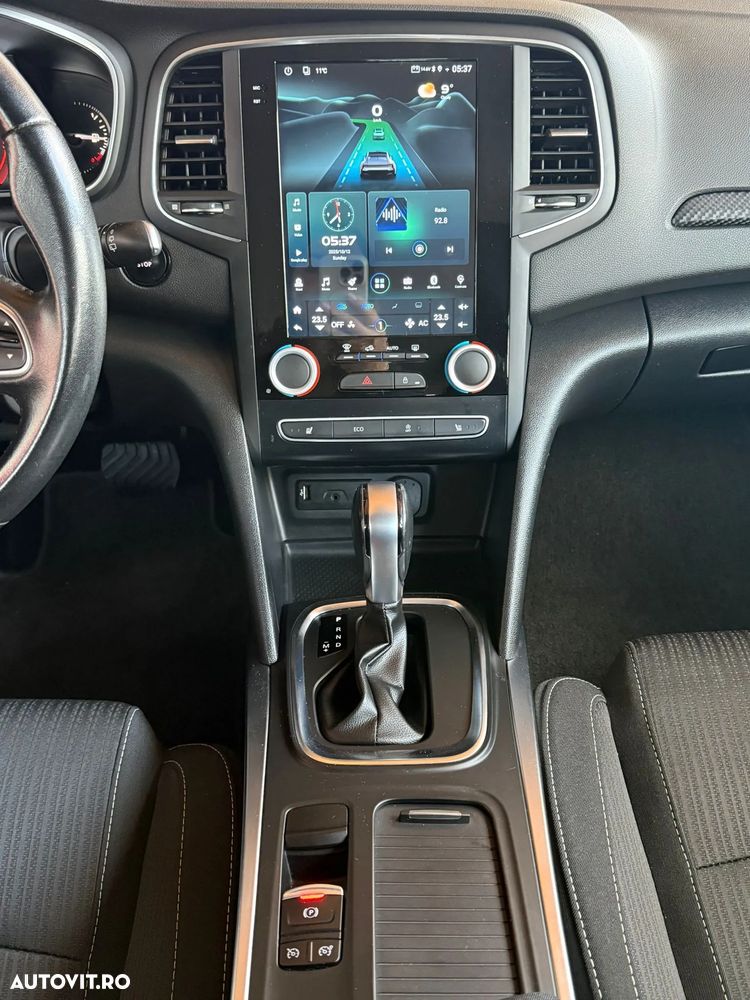 Renault Megane ENERGY dCi 110 EDC LIMITED - 6