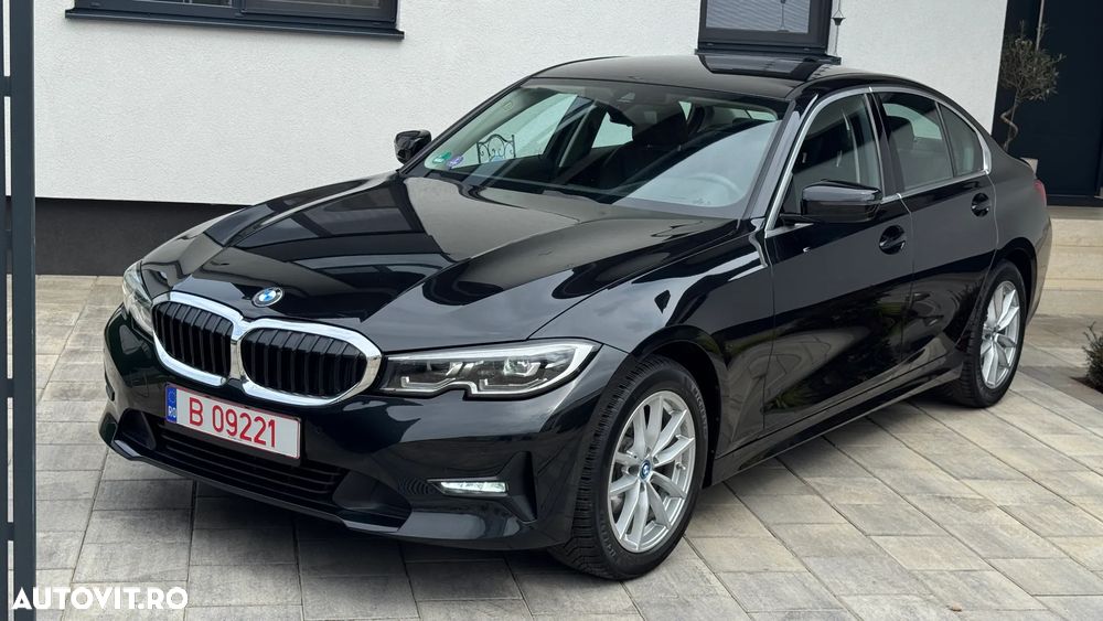 BMW Seria 3 320i Aut. Sport Line - 13