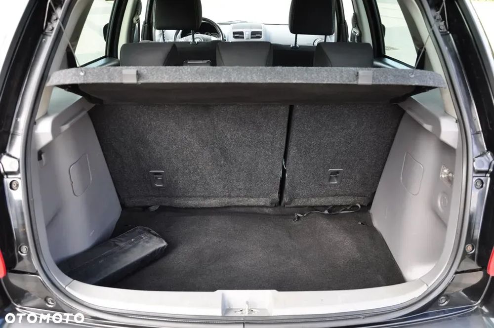 Suzuki SX4 1.6 Comfort Plus 4WD - 25