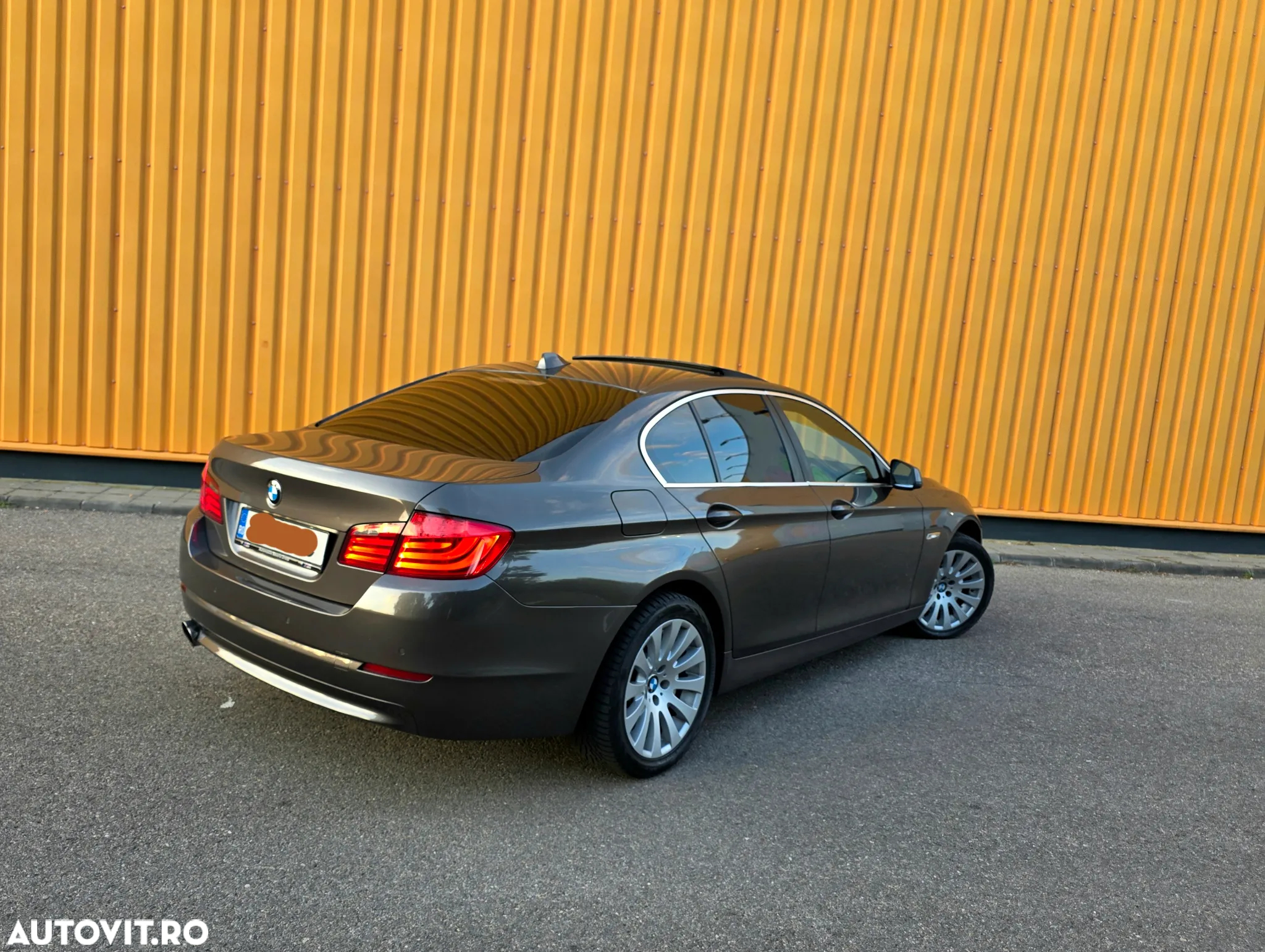 BMW Seria 5 520d - 6