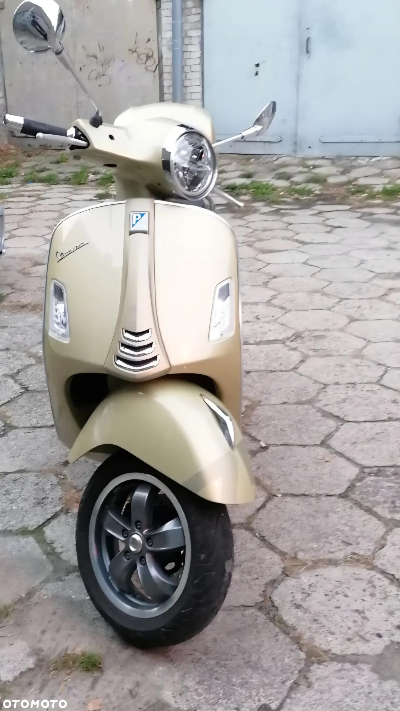 Piaggio Vespa - 4