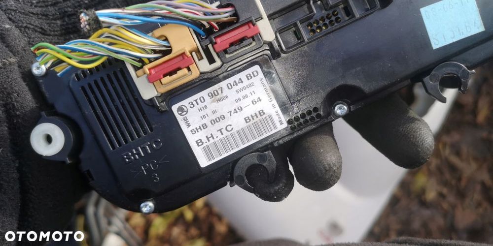Panel klimatyzacji Superb II 3t0907044BD - 2