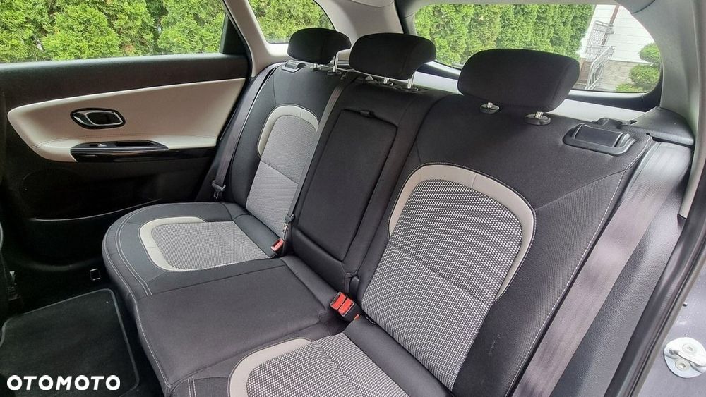 Kia Ceed - 22