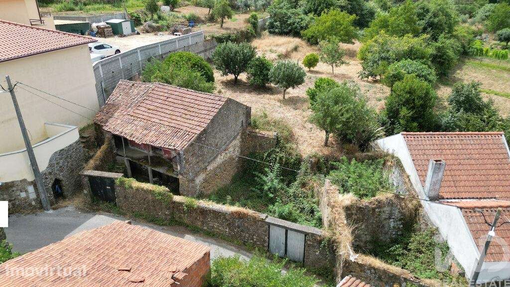 Casa de aldeia T2 em Vila Nova de 250,00 m2 - Grande imagem: 4/20