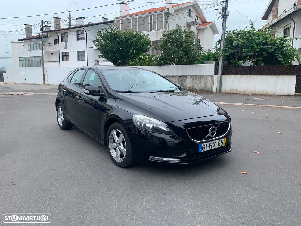 Volvo V40 2.0 D2 Inscription - 1