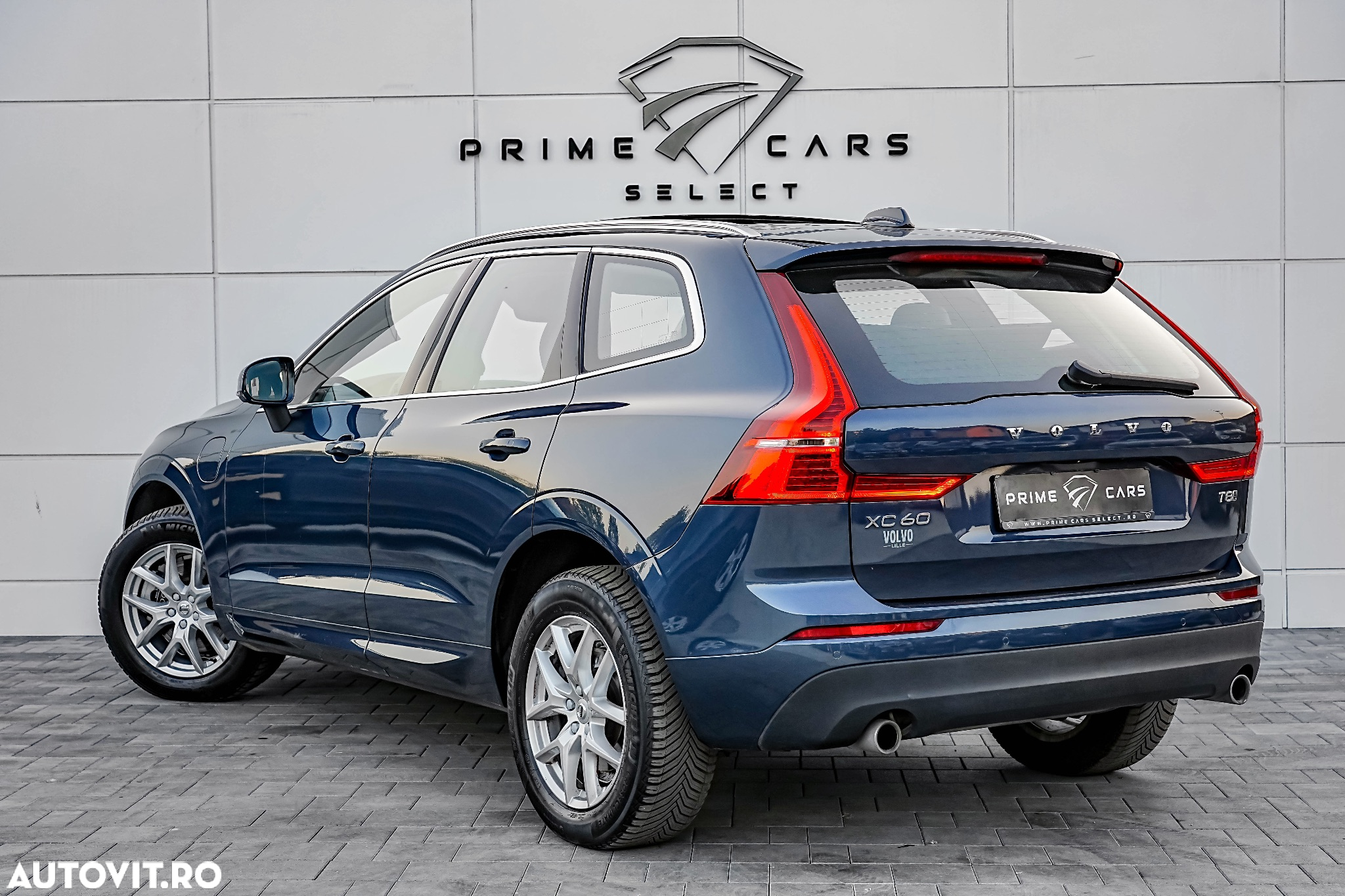 Volvo XC 60 T8 Twin Engine AWD Momentum - 8