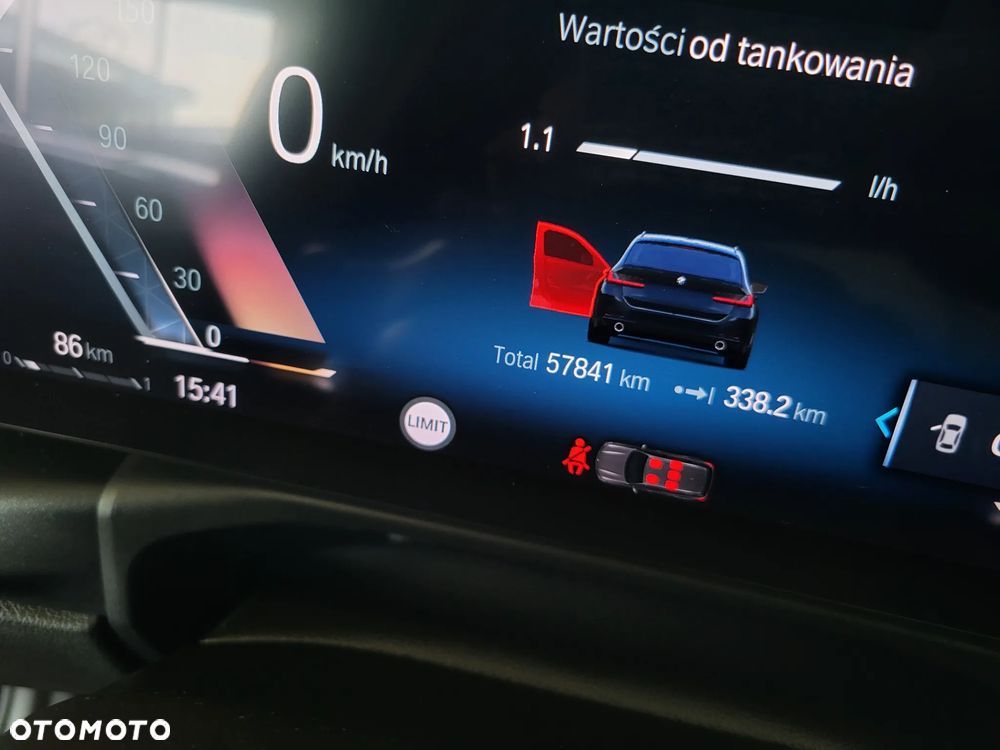 BMW Seria 3 330i sport - 17