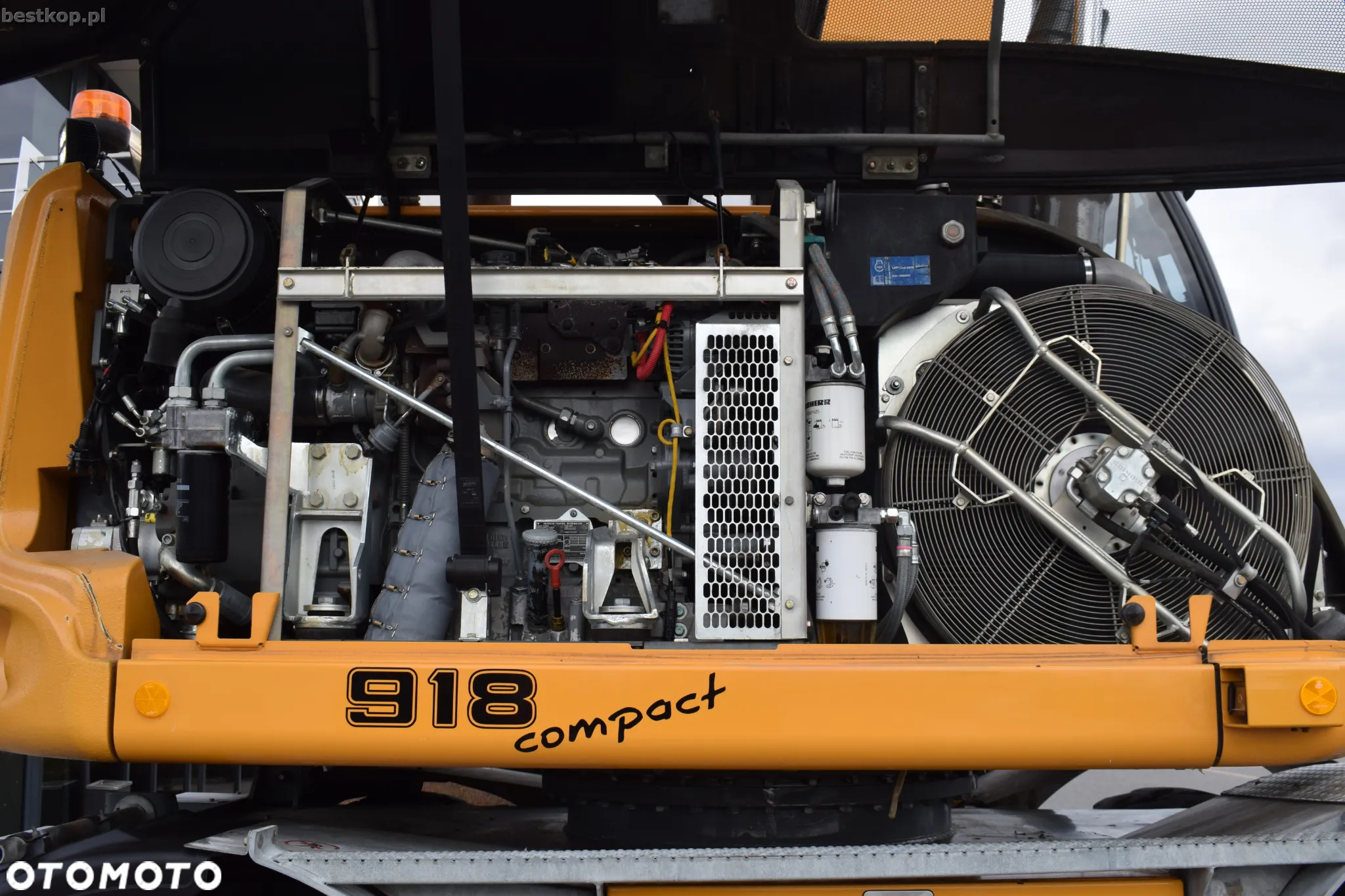 Liebherr A918 Compact Litronic - 36