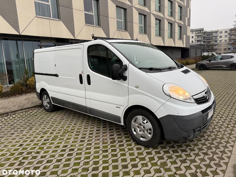 Opel Vivaro 2.0 CDTi Long Klimatyzacja Faktura VAT *tylko 120 000 km - 3