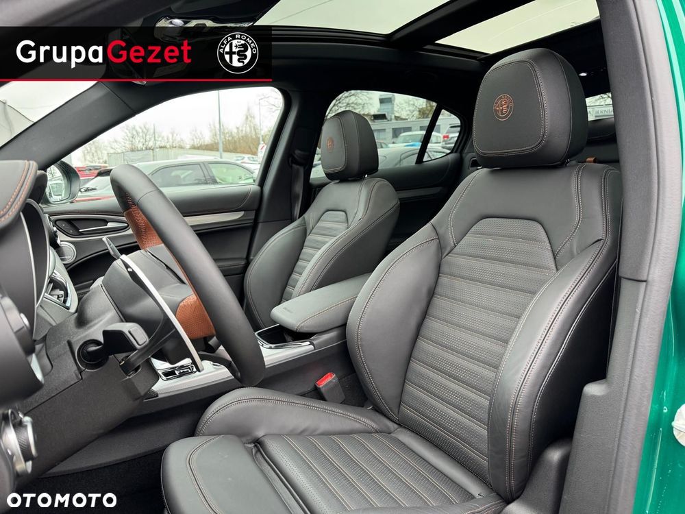 Alfa Romeo Stelvio - 11