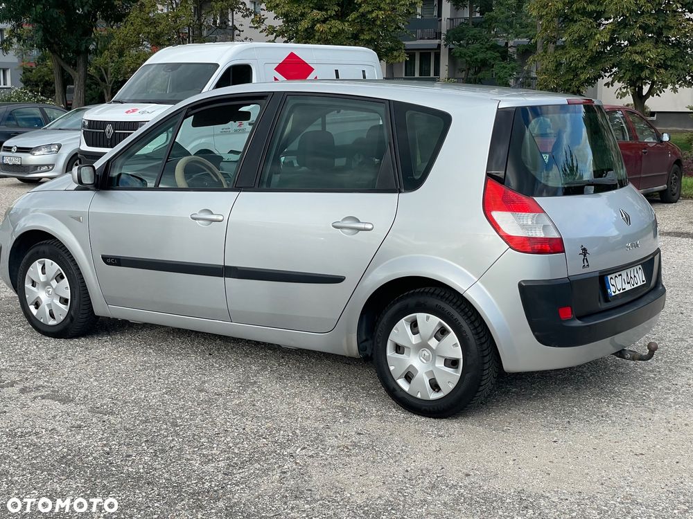 Renault Scenic - 4