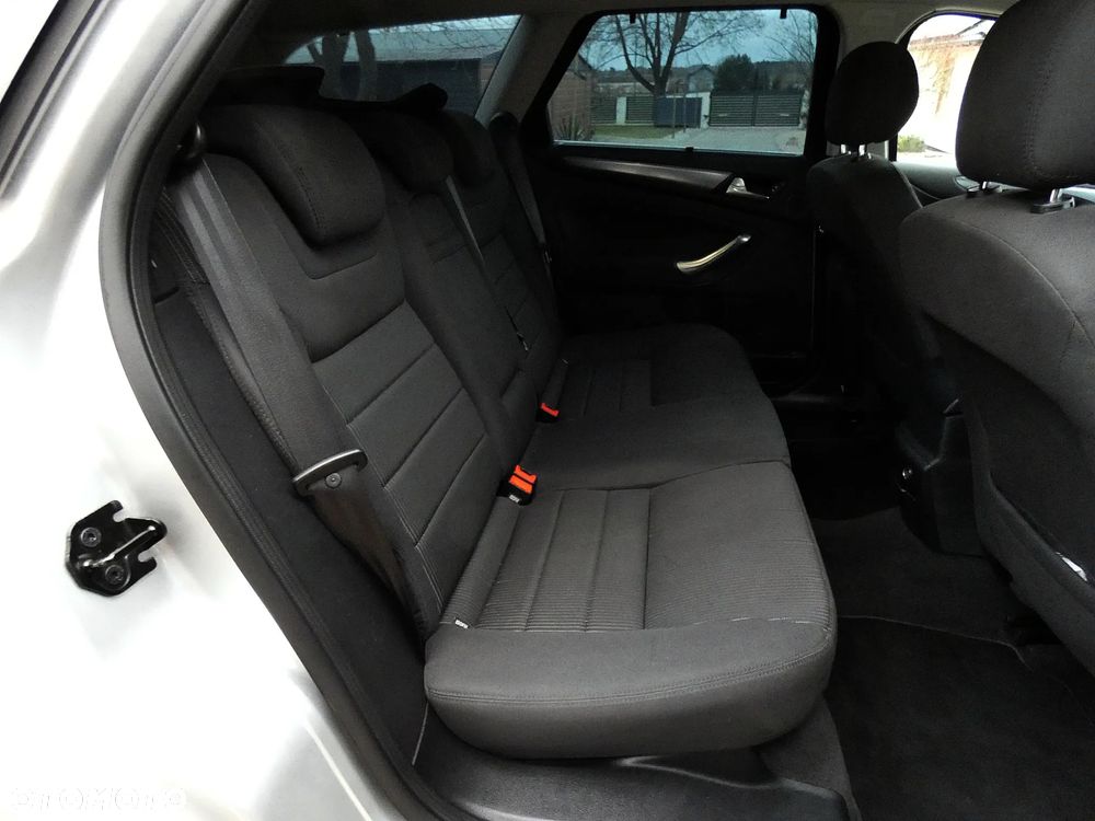 Ford Mondeo 1.6 T Platinium X Plus (Trend) - 27