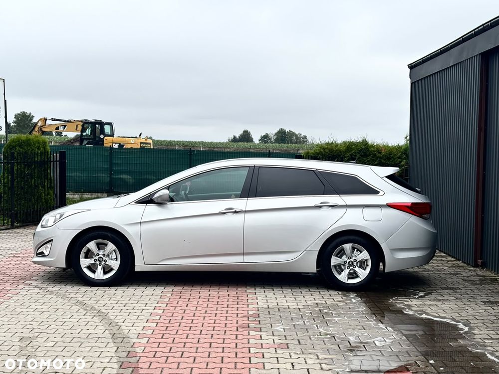 Hyundai i40 i40cw 1.7 CRDi Fifa World Cup Edition - 10