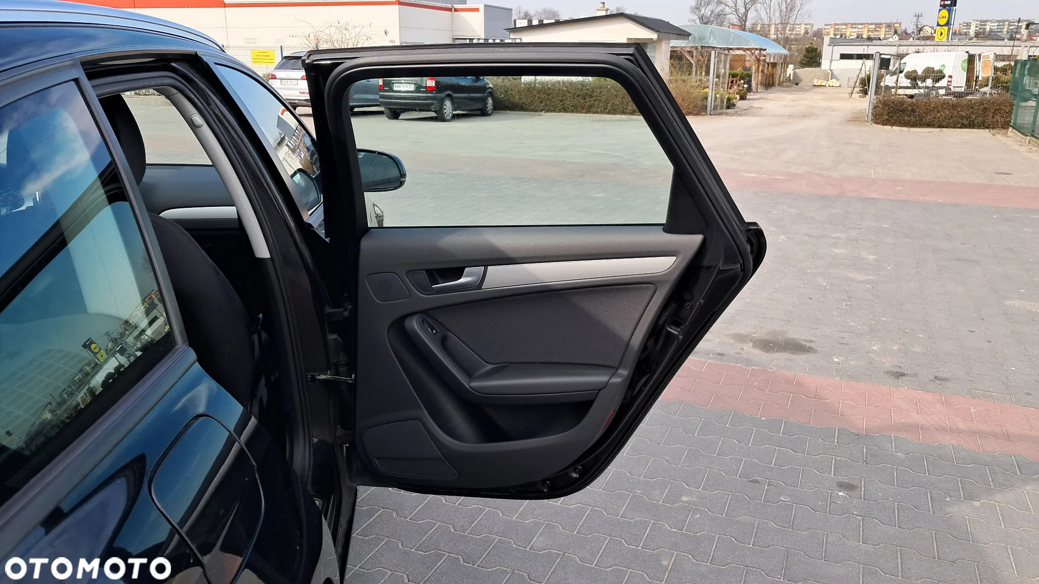 Audi A4 Avant 1.8 TFSI Attraction - 12