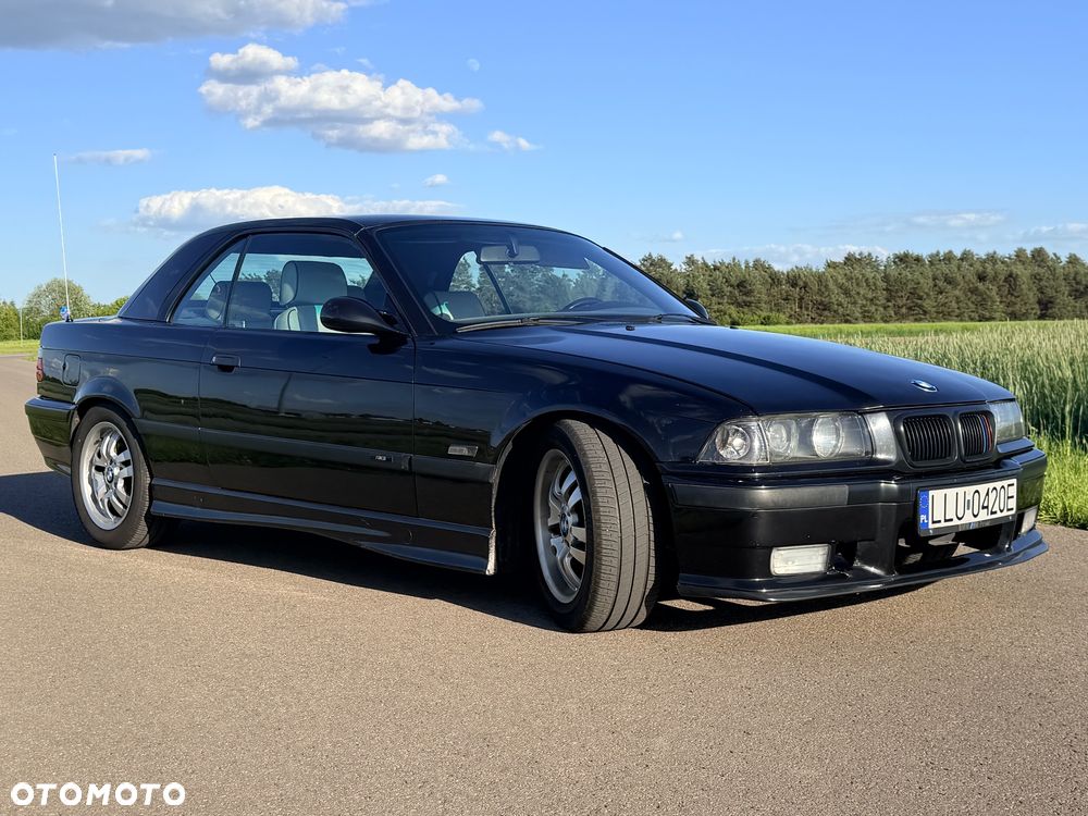 BMW Seria 3 320i - 3