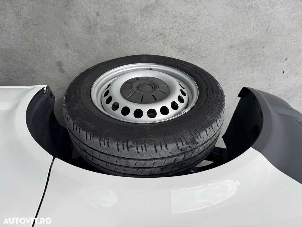 Volkswagen Transporter - 26