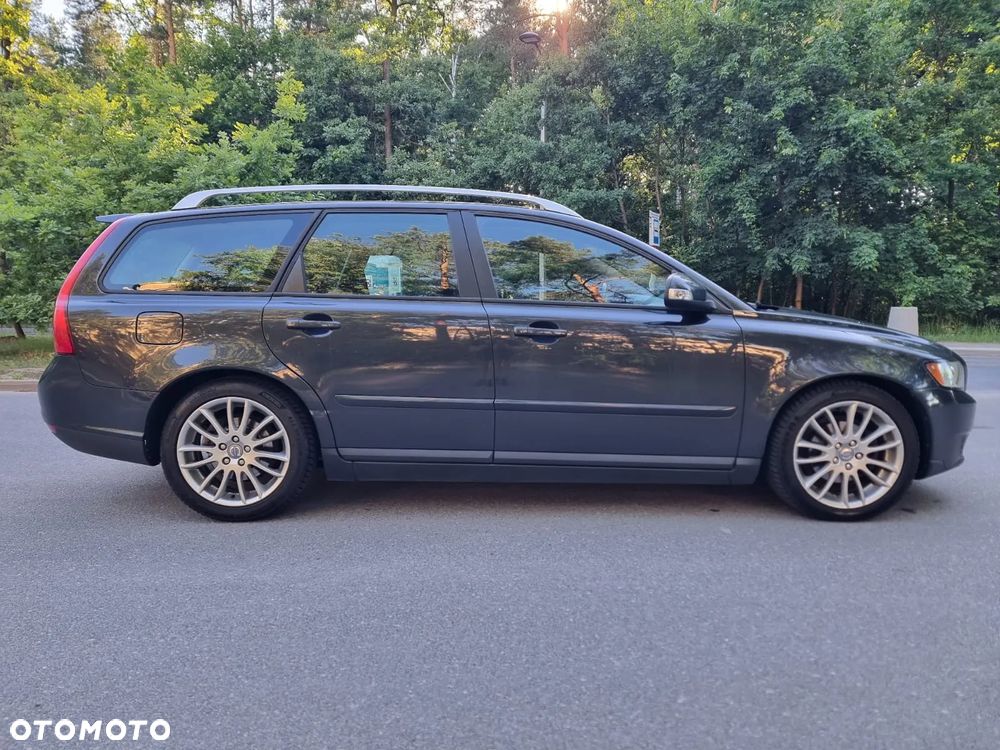 Volvo V50 1.6D DRIVe Momentum Start-Stop - 11