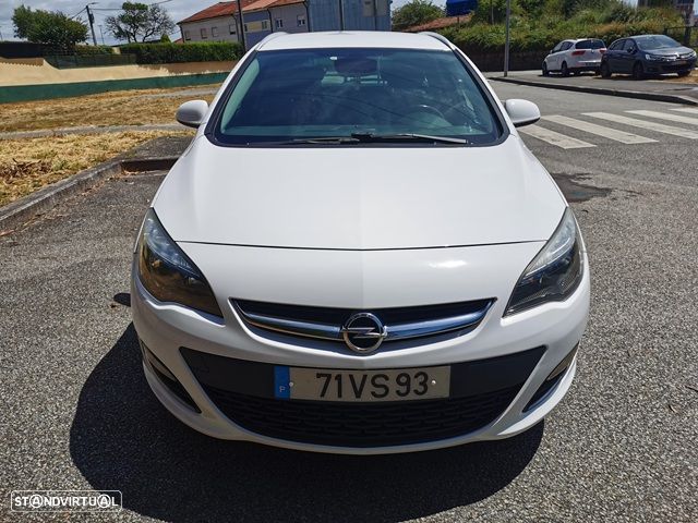 Opel Astra Sports Tourer 1.7 CDTI DPF ecoFLEX S&S Sport - 2