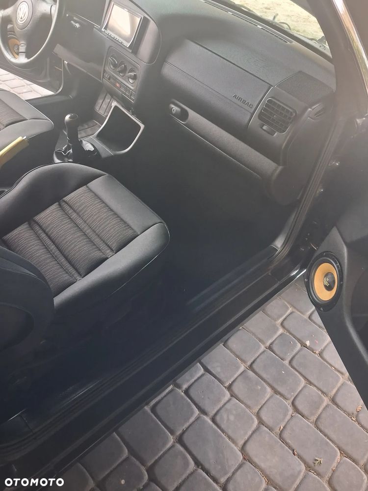 Volkswagen Golf 2.0 Comfortline - 8