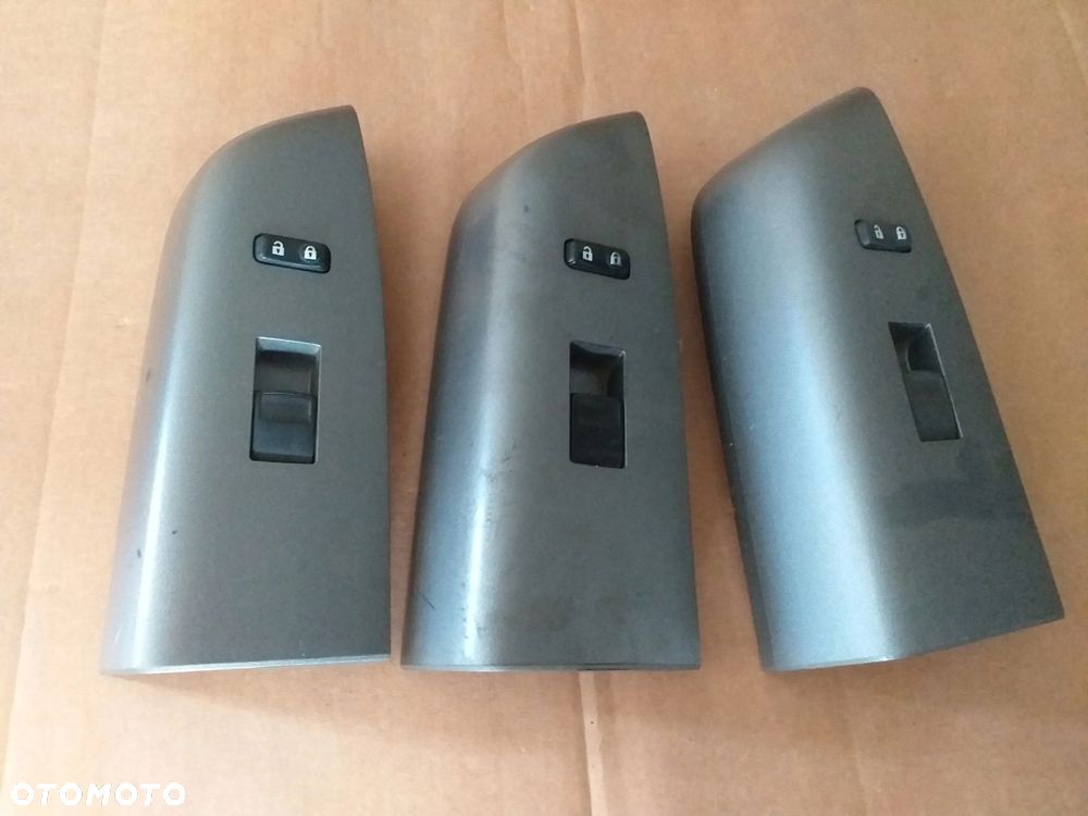 Toyota Tundra Sequoia przełącznik otwierania szyb - 1