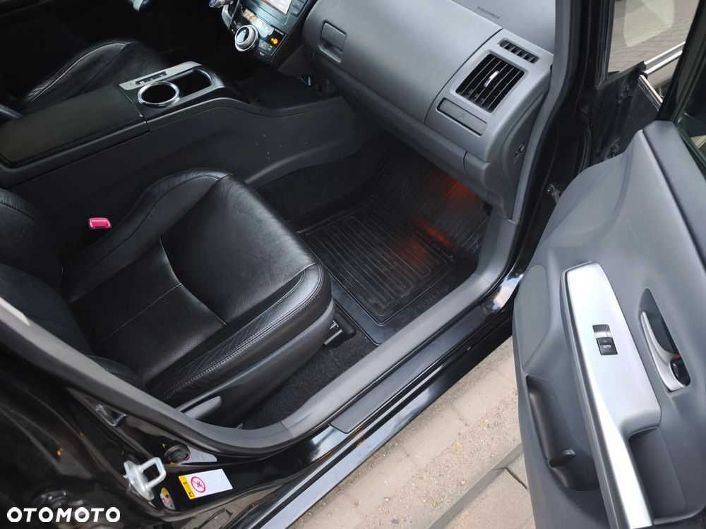 Toyota Prius+ 1.8 HSD Prestige - 11