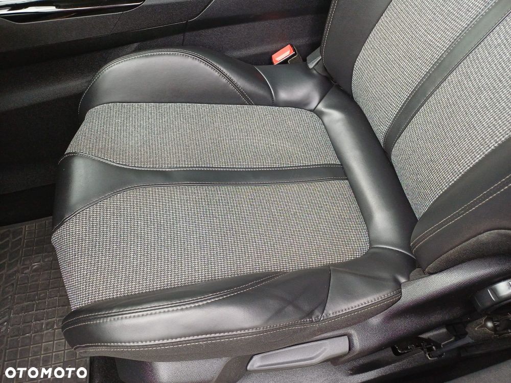 Peugeot 5008 BlueHDI 120 Stop & Start Allure - 24
