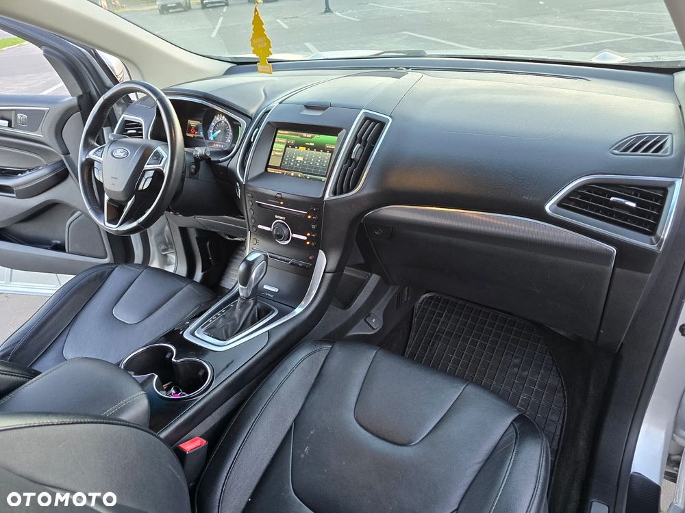 Ford Edge - 30