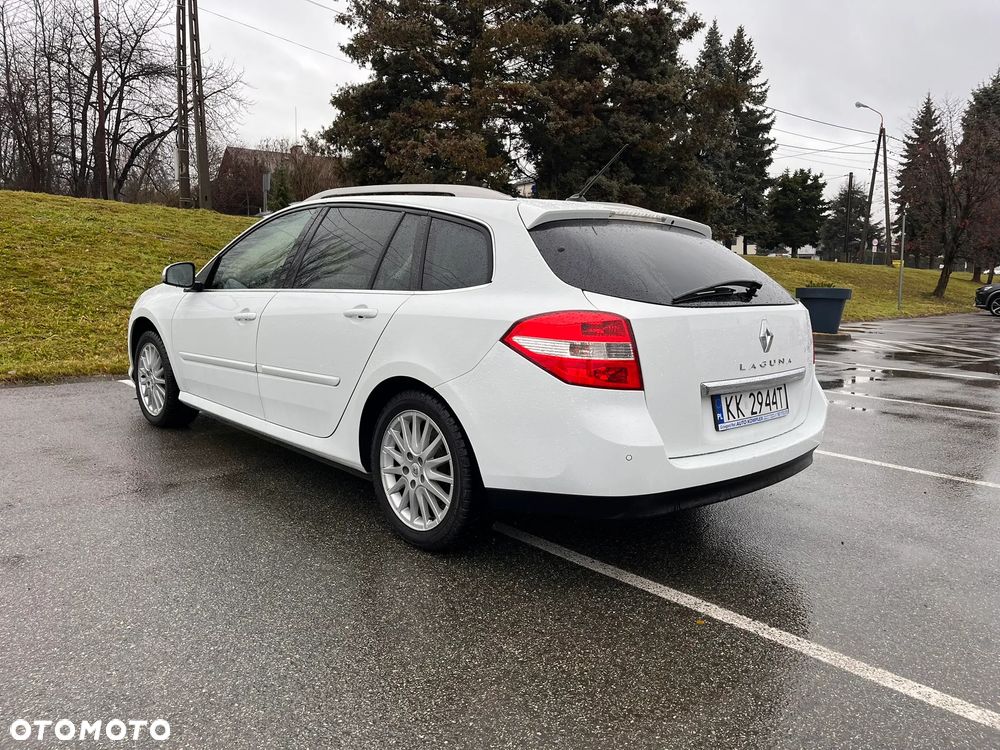 Renault Laguna dCi 110 FAP Dynamique - 9