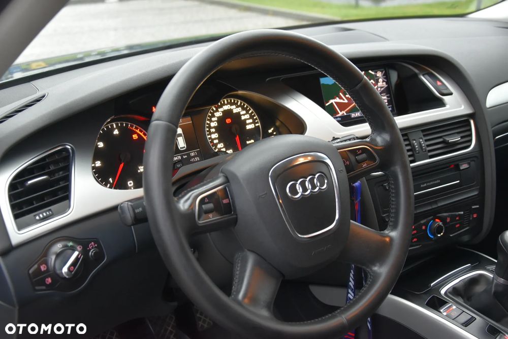 Audi A4 Avant 2.0 TDI ultra DPF Attraction - 16