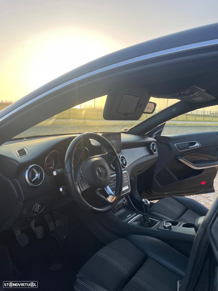Mercedes-Benz CLA 180 d - 15