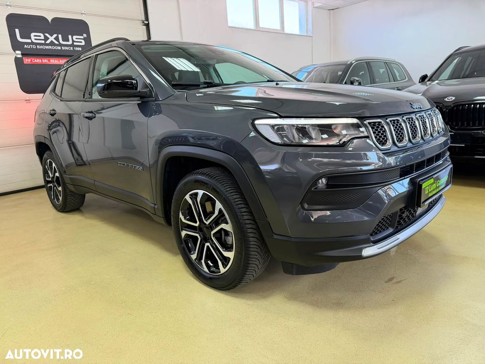 Jeep Compass - 4