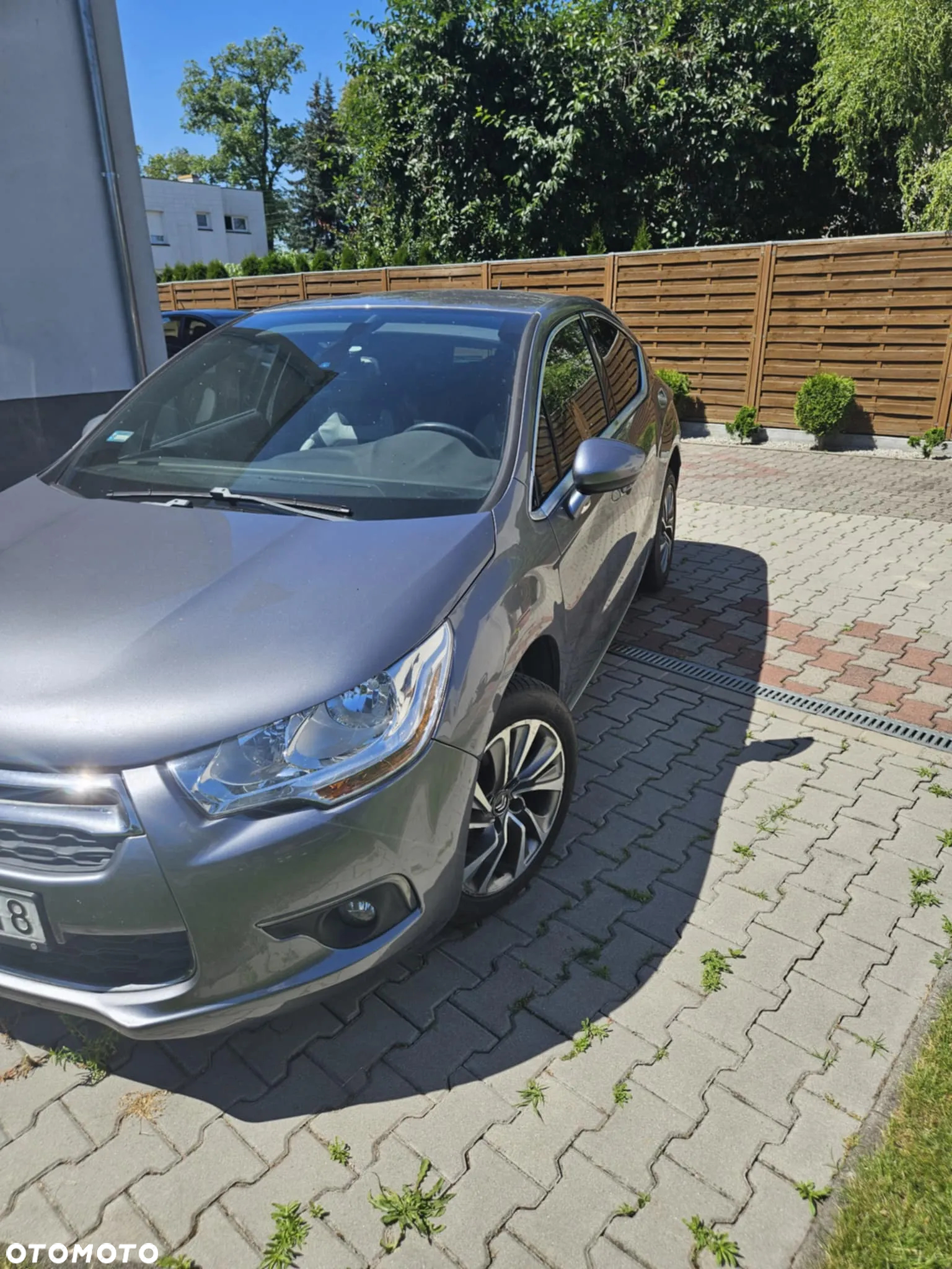 Citroën DS4 1.6 HDi SoChic - 2
