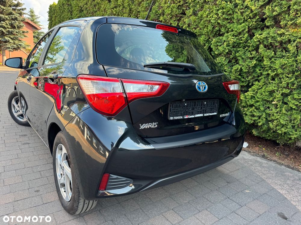Toyota Yaris - 8