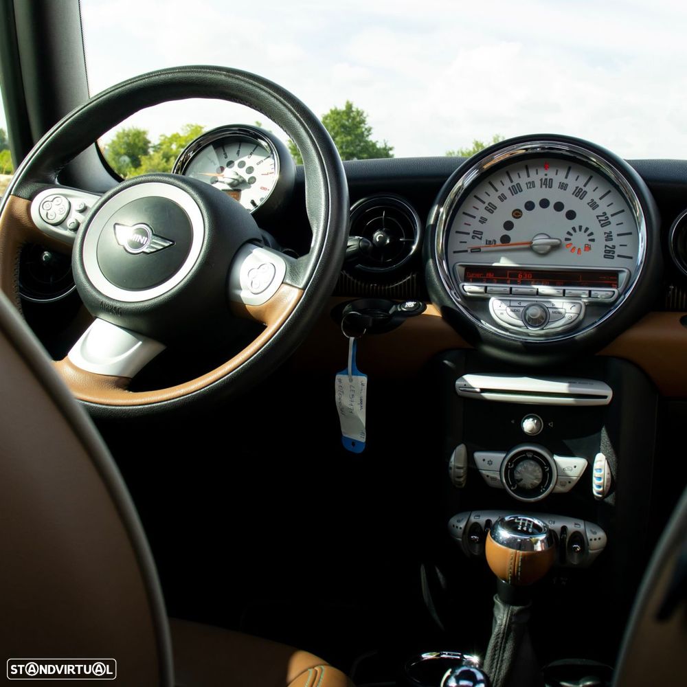 MINI 3 Portas Cooper 50 Mayfair - 13