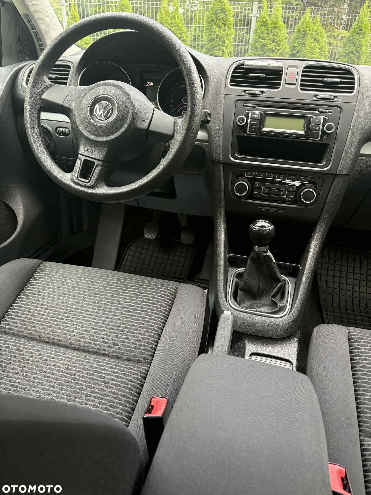 Volkswagen Golf - 14