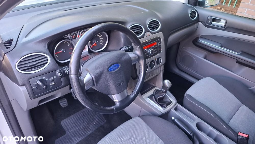 Ford Focus 1.8 FF Platinium X - 8