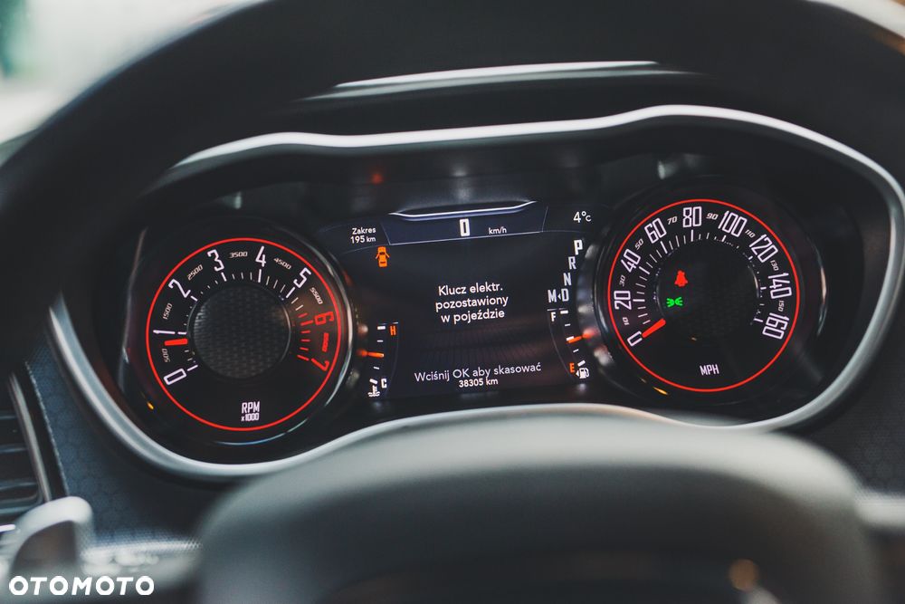 Dodge Challenger 5.7 R/T - 24