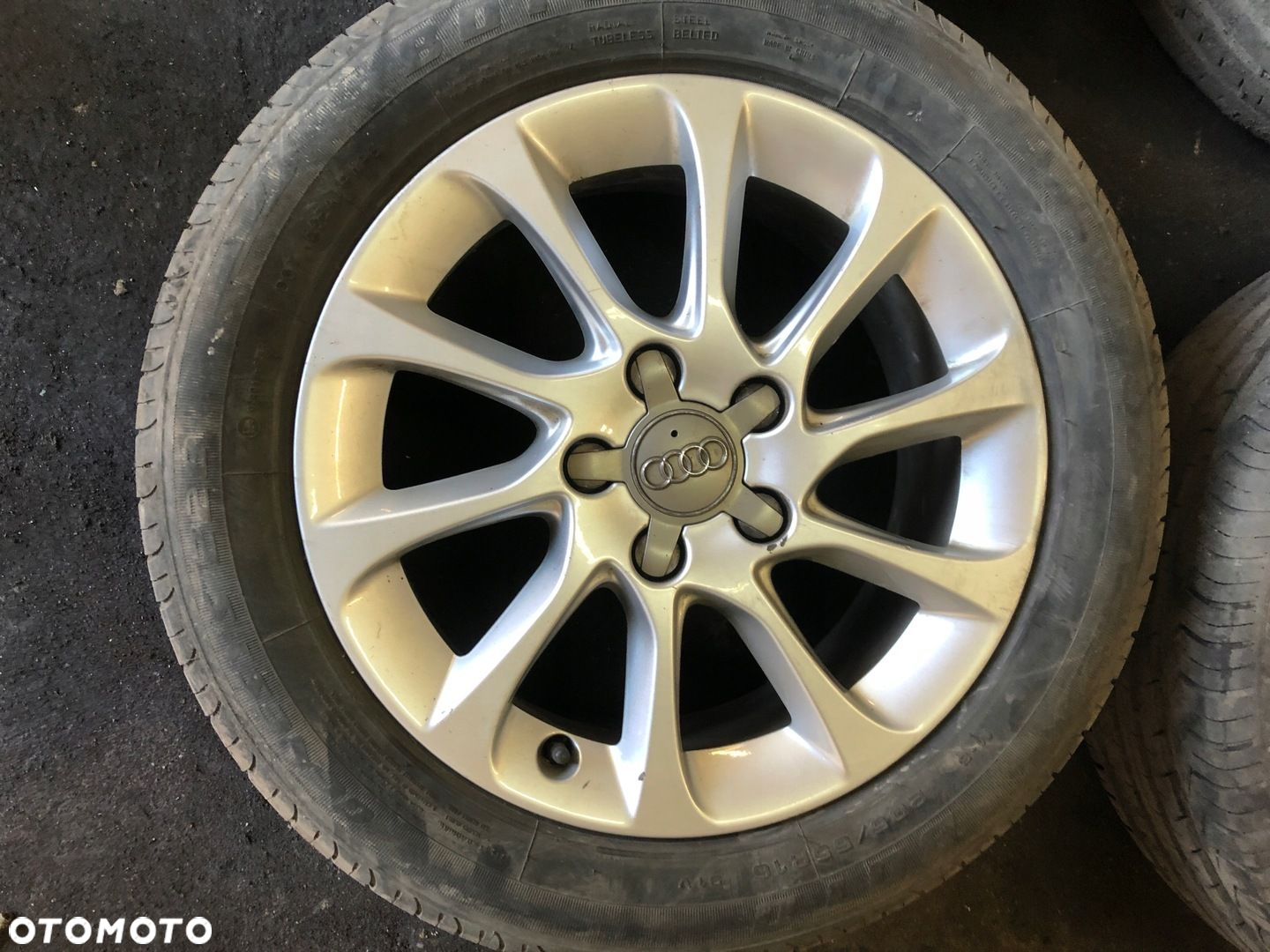FELGI KOŁA AUDI 6.5Jx16H2 ET 46 8V0601025BM 5x112 - 5