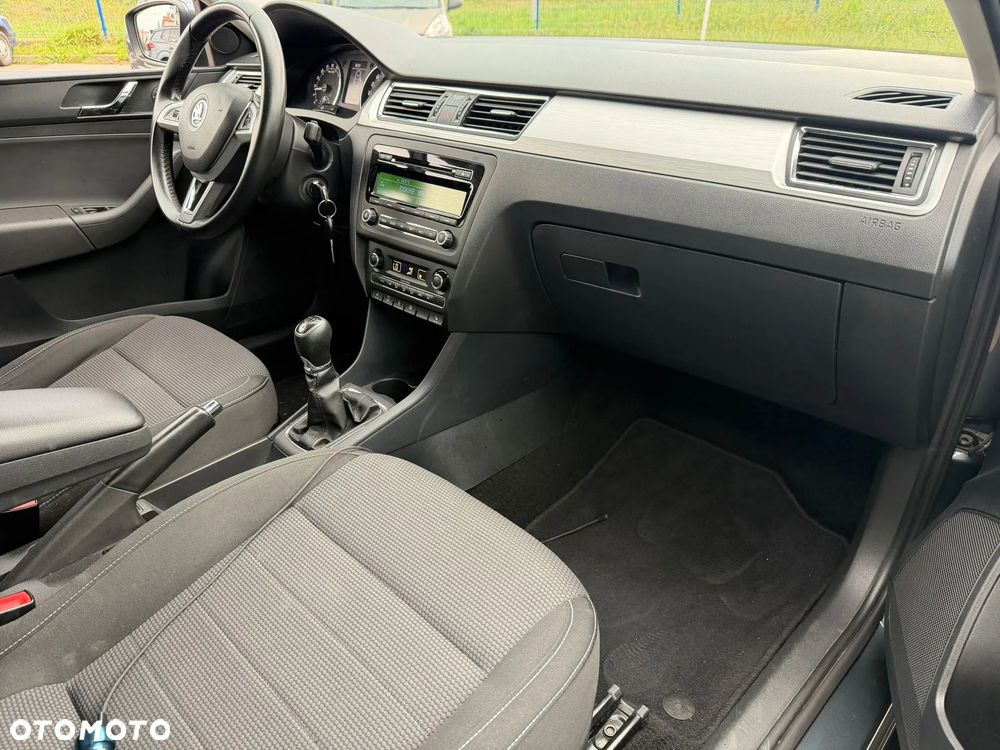 Skoda RAPID Spb 1.6 TDI DPF Elegance Max - 5