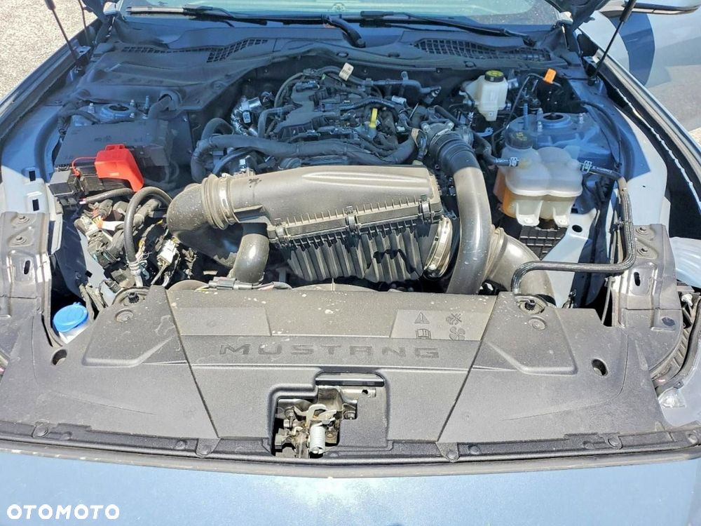 Ford Mustang - 11